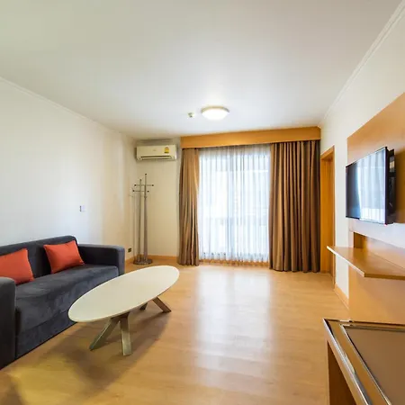 Maple Hotel-2